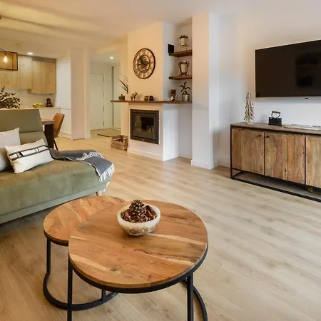 Casa O Berde Terraza Con Vistas A Aramon * פנטיקוסה